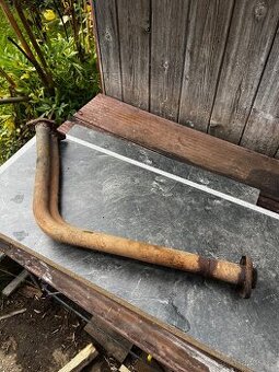 ŠKODA FAVORIT pěkné výfukové svody