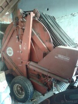 Lis na kulaté balíky