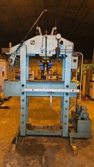 Hydraulický lis CDM80