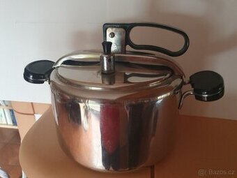 Tlakový hrnec