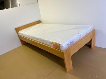Postel z masivu 90x200