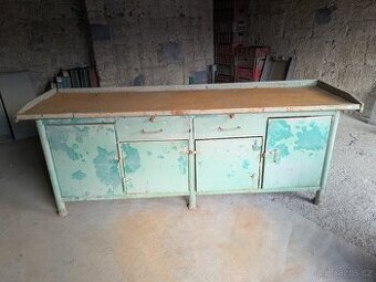 Velký masivní ocelový ponk 2450x720x880 mm