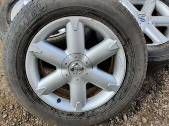 Alu kola Nissan 5x114.3 + pneu Dunlop 225/65