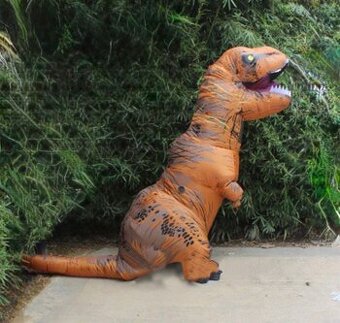 Nafukovací dinosaurus