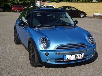 Mini Cooper 1.6i r.v.2005 (85 kw)