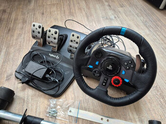 Volant Logitech G29 a Wheel stand pro