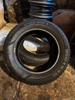 Prodám 2ks pneumatik semperit speed grip 5, 205x60 R16