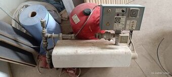 Elektrokotel, čerpadla, expanzní nádoba.