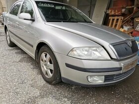 Škoda Oktavia 2 - Náhradní díly z vozu