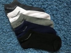 Prodej nízkých ponožek s logem Calvin Klein - 1