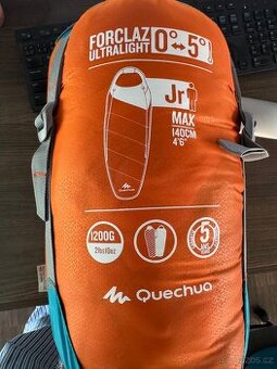 2 ks dětského spacáku Quechua Foreclaz Ultralight 140 cm