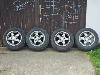 Sada ALU Dezent 4x114,3 - letní 185/65 R14