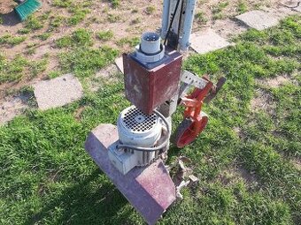 Rotavátor Tesla