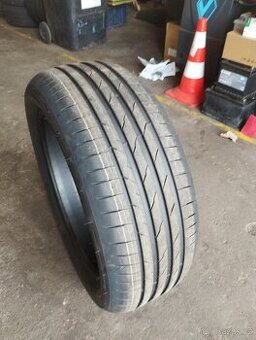 pneumatiky letní Hankook 235/50 R19 99V