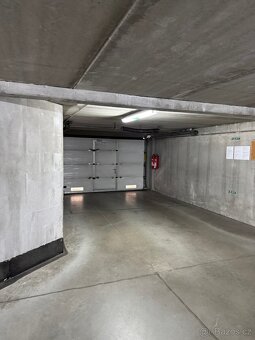 Pronájem garáže Koniklecová Brno