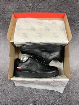 Nike Air Force 1 x Supreme Black