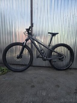Horské kolo Specialized