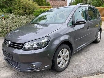 TOURAN,2.0TDI,103KW,VÝHŘEV,DIGI,NAVI,PARKASIST,TZ,SERVIS VW