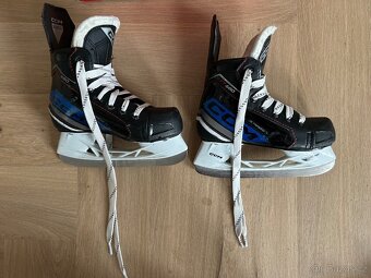 Brusle CCM FT680YT velikost 12
