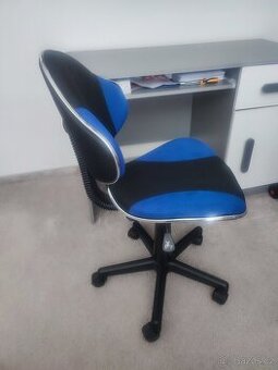 Židle pro mladé