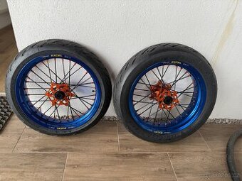 Nové moto kola supermoto Excel 17, KTM, Gas Gas, Husqarna