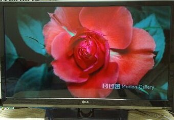 Prodam 80cm LED FHD TV LG 32LS570S- 1200Kc.Zaruka 3mesice