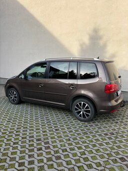VW Touran 2.0Tdi 103KW, rok 2015