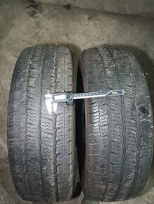 Prodám 2x zimní pneu 215/65-16C