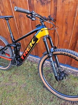 TREK 9.8 elektrokolo Velikost L