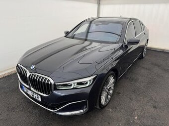 BMW Řada 7, 750i 4x4 1-MAJ DPH Výbava