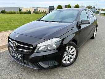 MERCEDES-BENZ A180i //2013 BENZÍN VÝHŘEVY KLIMA SERVISKA