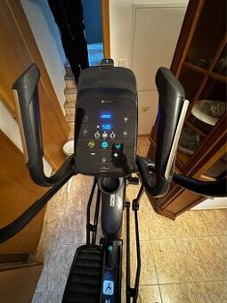 Eliptický trenažér DOMYOS E-Energy – výborný stav