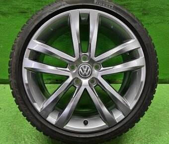 18 VOLKSWAGEN 7.5J ET51 5X112 + Pirelli 225/40 R18 - 1