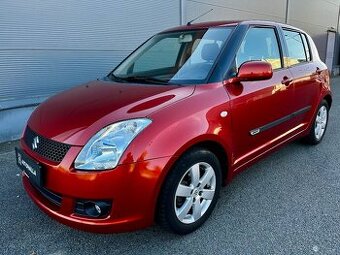 Suzuki Swift 1.5i 75kW Automat VÝHŘEV Kamera KESSY Senzory