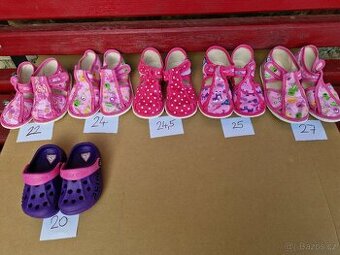 Dětské/dívčí bačkorky/přezůvky RAK