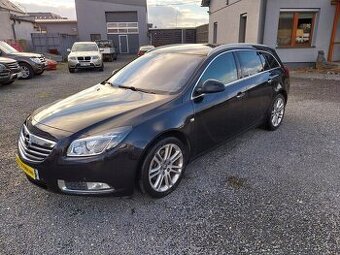OPEL INSIGNIA Combi 2.0CDTi 118KW R.V.2011 4X4/DSG