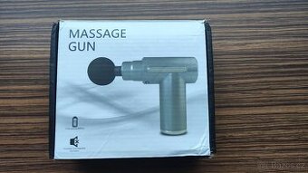 Masážní přístroj - pistole