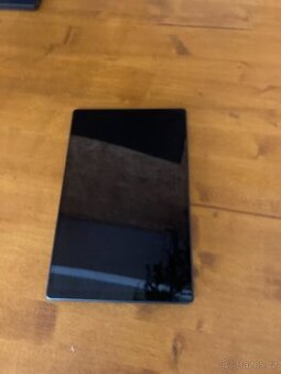 Tablet LENOVO M10