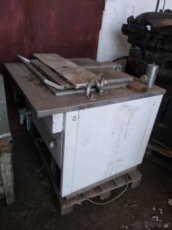 Elektrická varná pánev