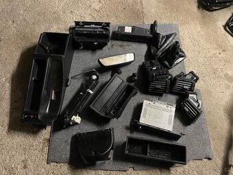 E46 mix dílů interiéru