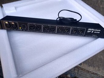 Millenium SP-8 audio splitter
