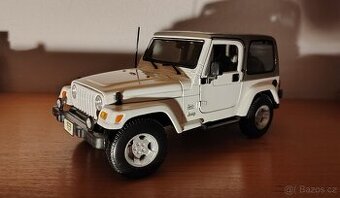 Jeep Wrangler Sahara 1:18 Maisto