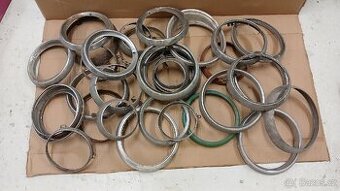 Rámečky předních a mlhových světel na autoveterány