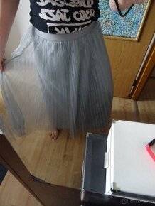 Šedá řasená sukně - velikost M, nová s visačkou