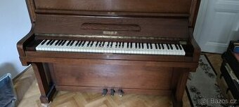 PIANO ZNAČKA BROŽ + otočná stolička - 1