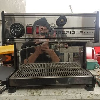 Prodám kávovar La Spaziale professionale