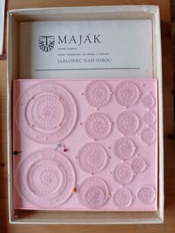 Retro hra iIspiro VD Maják