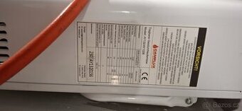 Plynový ohřívač vody, karavan kemp