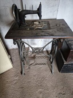 Retro šicí stroj