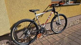 Horské kolo Pell's RAZZER Carbon Elite